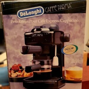 NIB DeLonghi Caffè Parma Black Espresso Machine (Open Box)